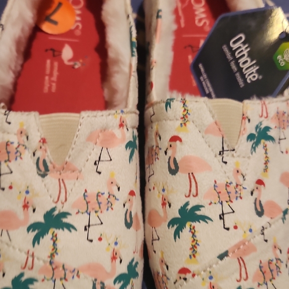 TOMS Women's Tropical Flamingo Slippers - Picture 12 of 15